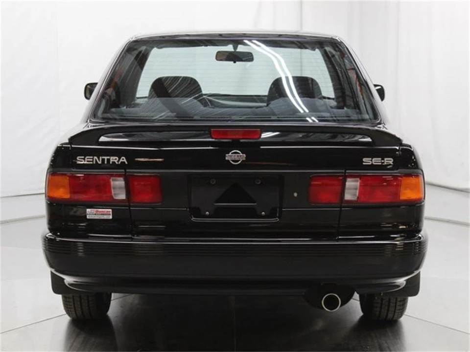 1992 Nissan Sentra 3rd Gen - Image 6 of 31