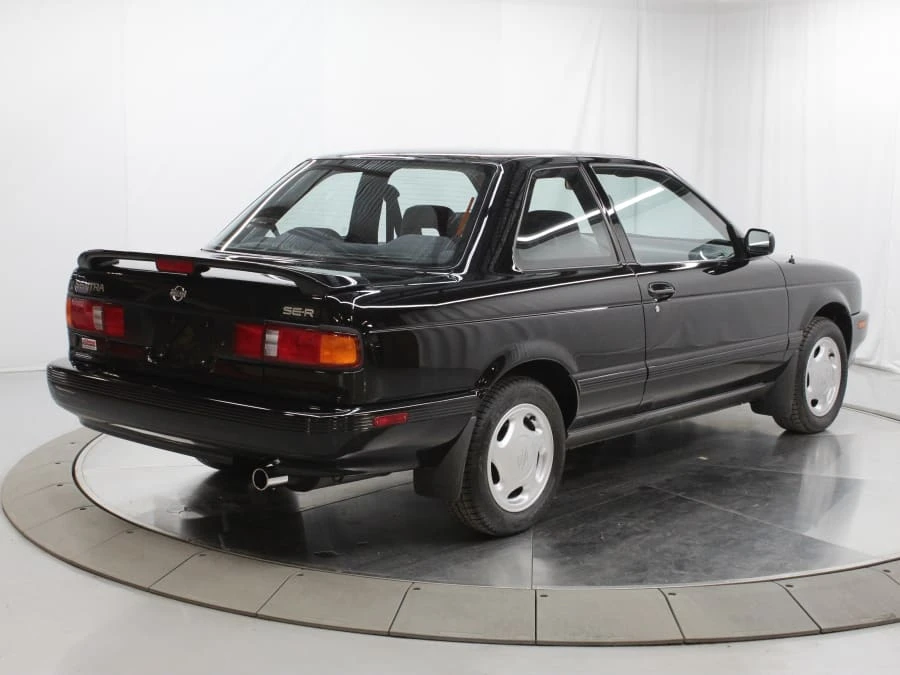 1992 Nissan Sentra 3rd Gen - Image 3 of 31