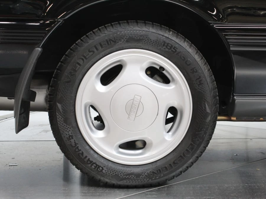 1992 Nissan Sentra 3rd Gen - Image 16 of 31