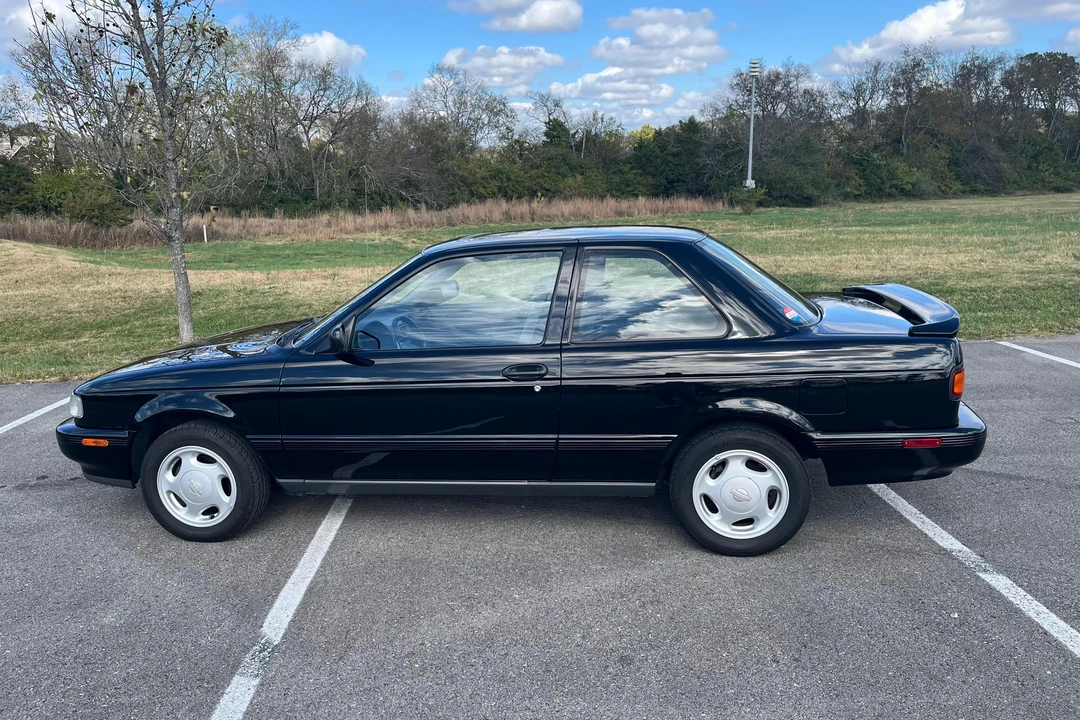 1992 Nissan Sentra 2nd Gen - Image 14 of 31