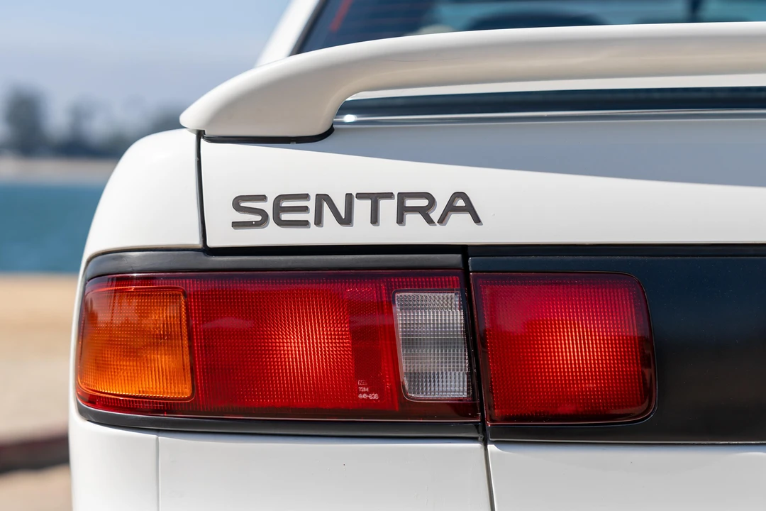 1992 Nissan Sentra 3rd Gen - Image 13 of 31