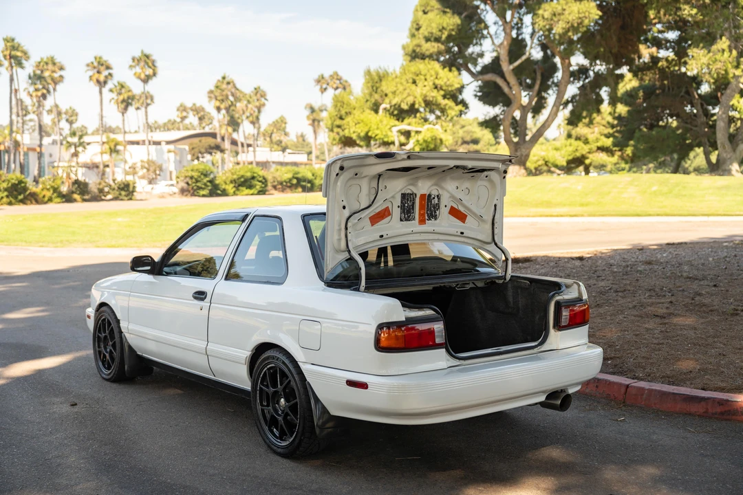 1992 Nissan Sentra 3rd Gen - Image 19 of 31