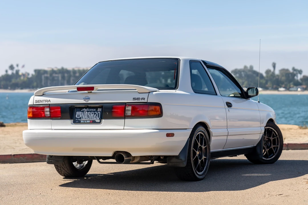 1992 Nissan Sentra 3rd Gen - Image 4 of 31