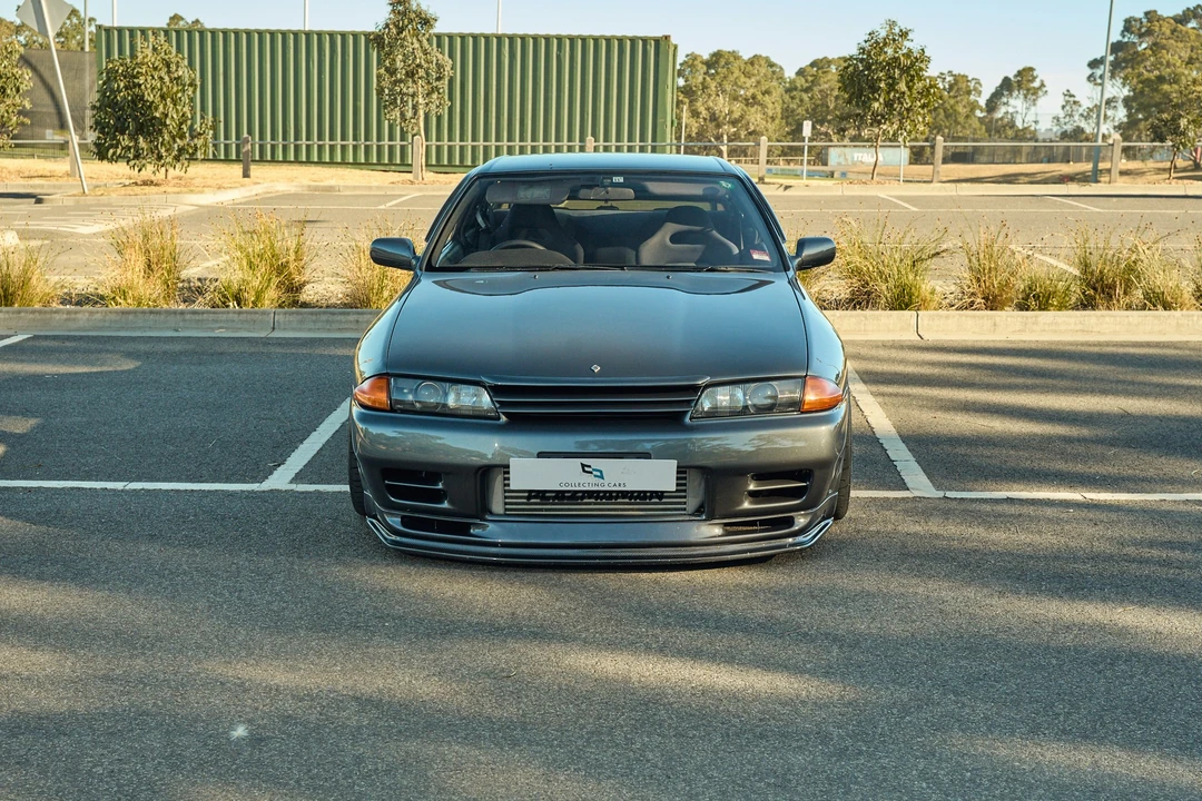 1992 Nissan R32 Skyline GT-R 8th Gen - Image 2 of 21