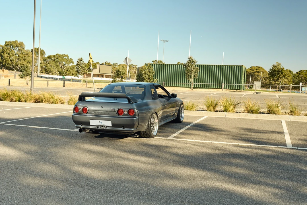 1992 Nissan R32 Skyline GT-R 8th Gen - Image 8 of 21
