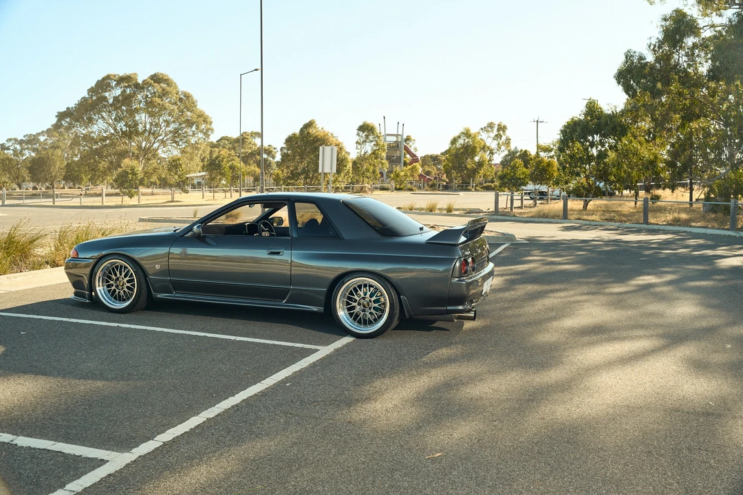 1992 Nissan R32 Skyline GT-R 8th Gen - Image 5 of 21