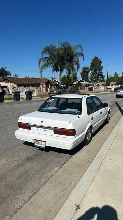 1992 Nissan - Image 2 of 4