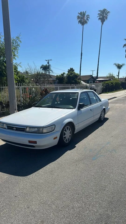 1992 Nissan - Image 4 of 4