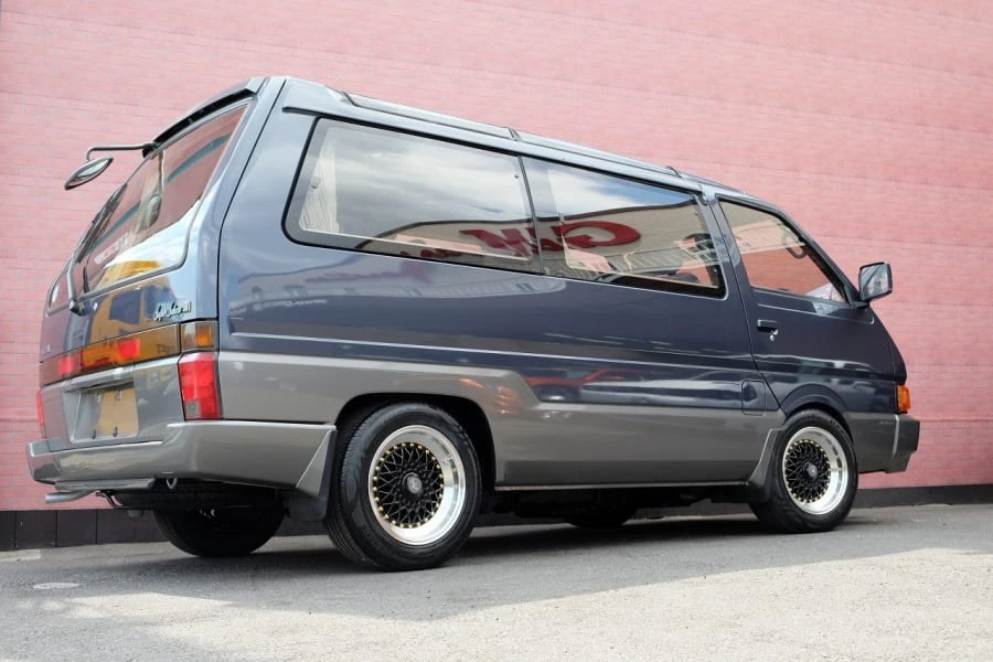 1992 Nissan Vanette 2nd Gen - Image 2 of 12