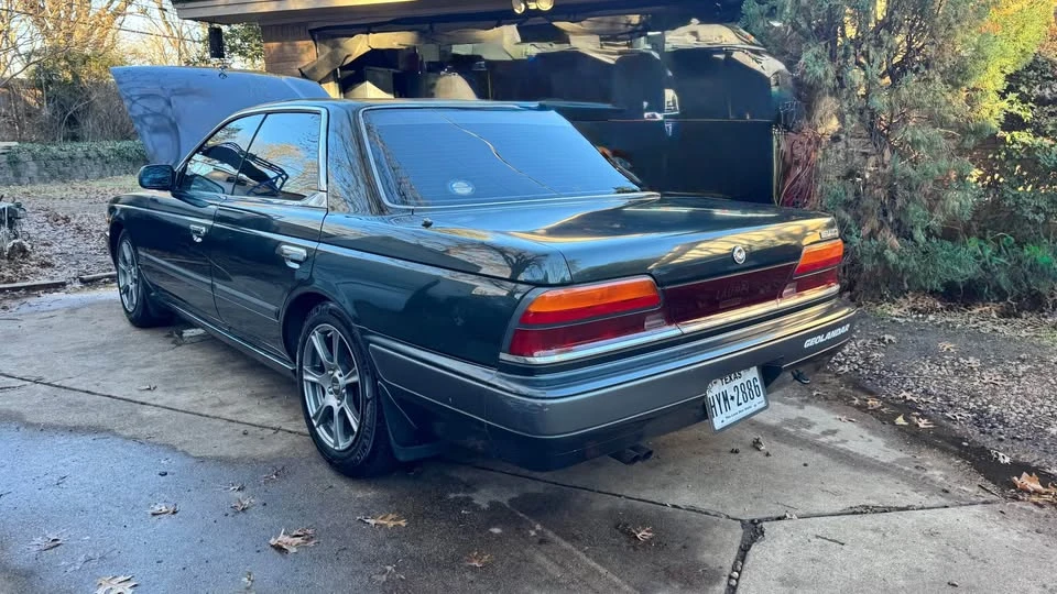 1992 Nissan Laurel 7th Gen - Image 3 of 7