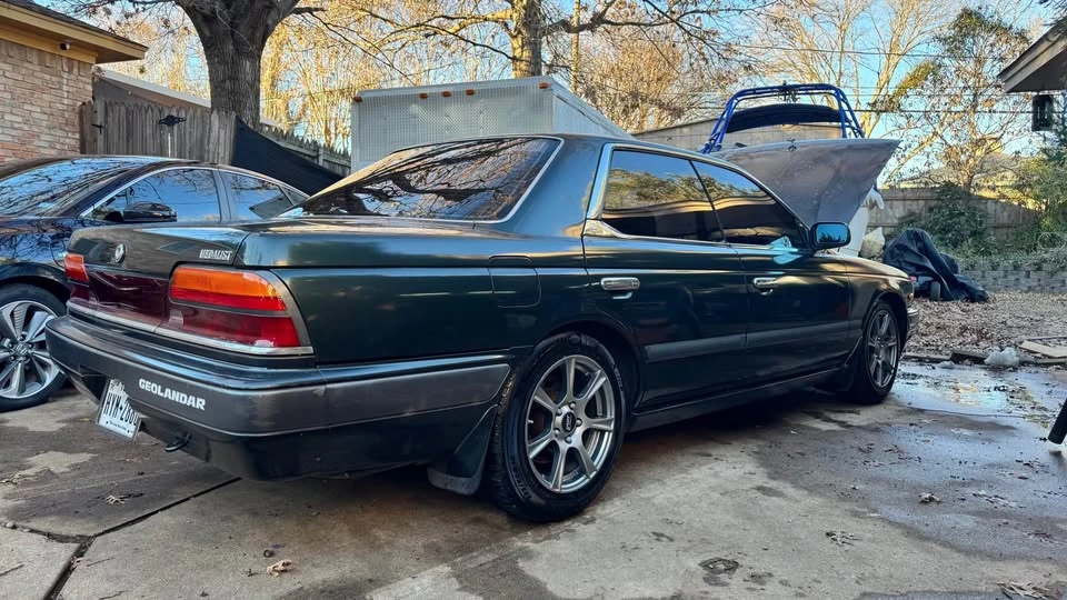 1992 Nissan Laurel 7th Gen - Image 4 of 7