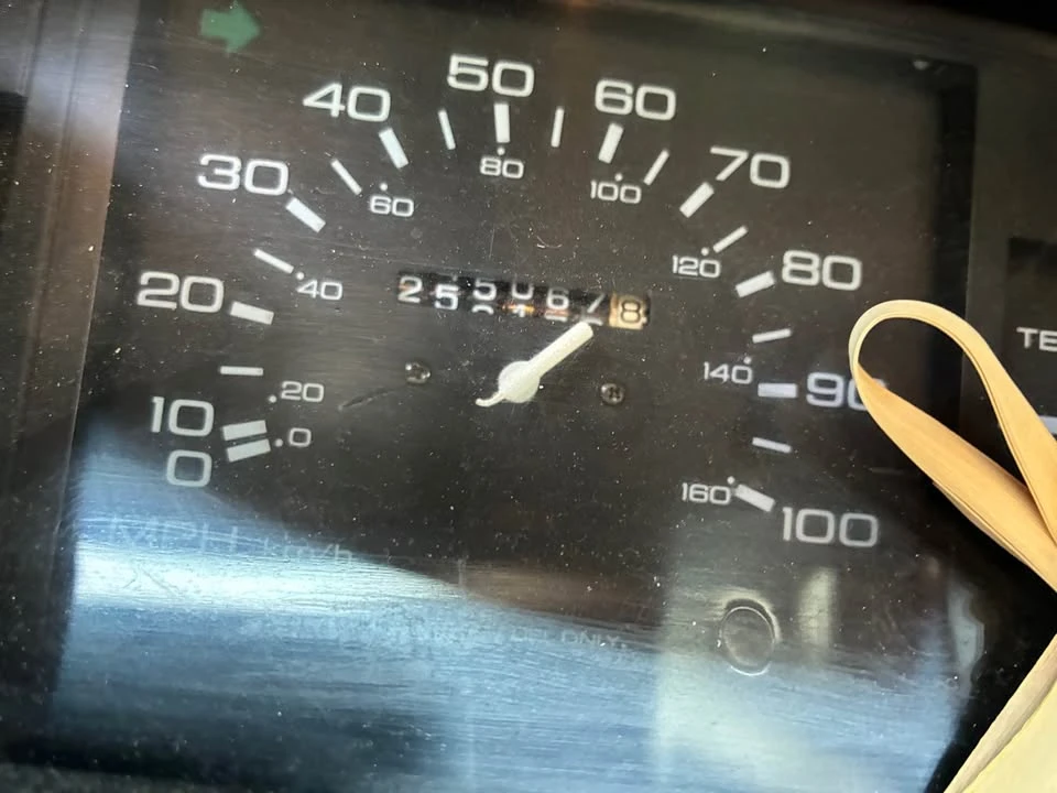 1992 Nissan Frontier - Image 4 of 13