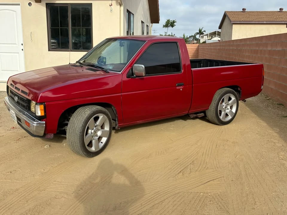 1992 Nissan Frontier - Image 11 of 13