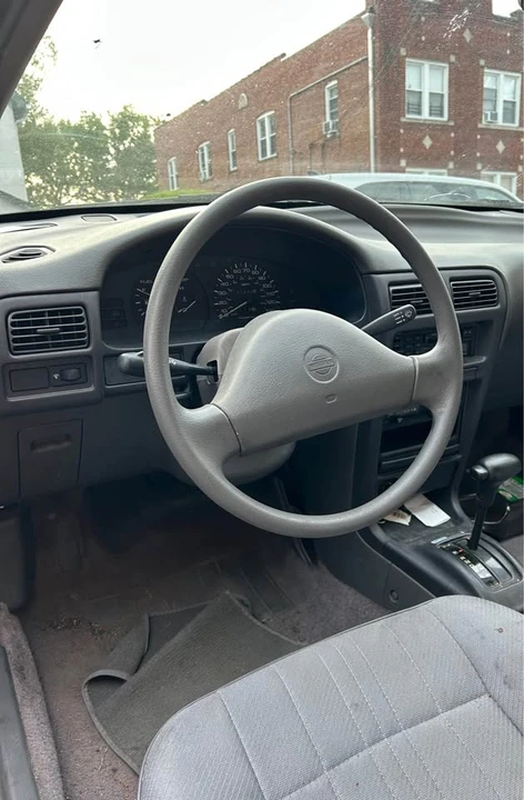 1992 Nissan Sentra 3rd Gen - Image 3 of 5