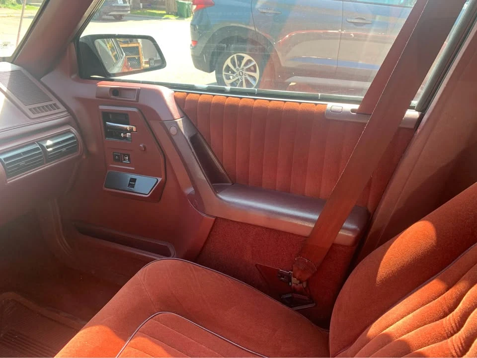 1992 Oldsmobile - Image 8 of 10