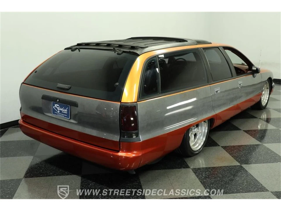 1992 Oldsmobile Custom Cruiser - Image 11 of 31