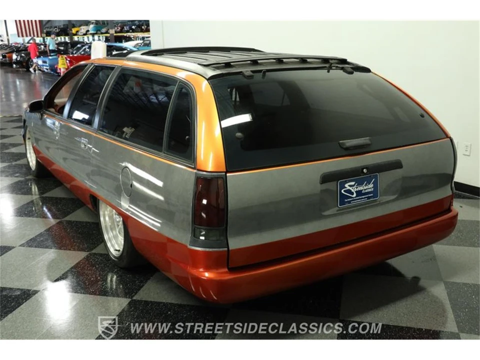 1992 Oldsmobile Custom Cruiser - Image 8 of 31