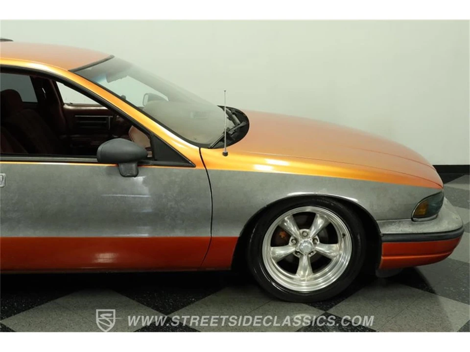 1992 Oldsmobile Custom Cruiser - Image 29 of 31