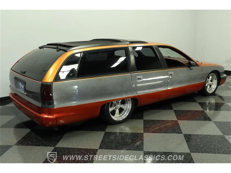 1992 Oldsmobile Custom Cruiser - Image 12 of 31