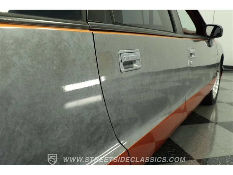 1992 Oldsmobile Custom Cruiser - Image 27 of 31
