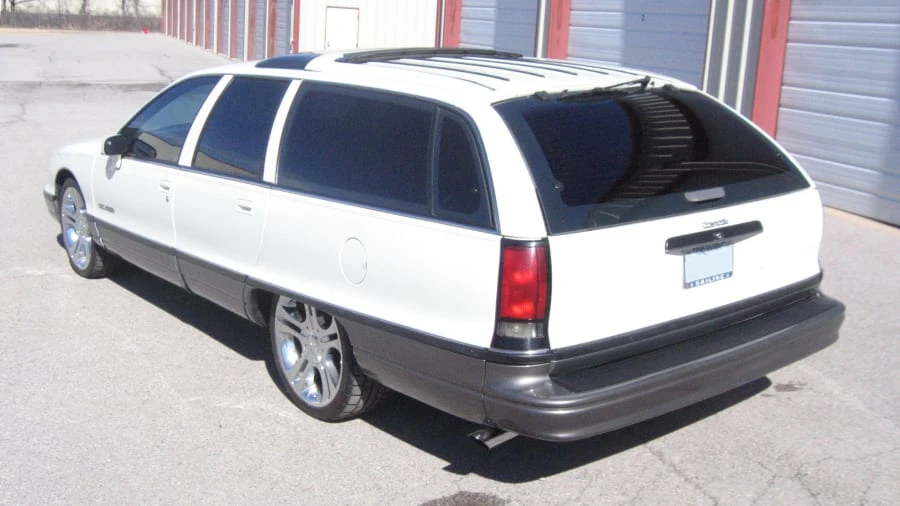 1992 Oldsmobile Custom Cruiser - Image 3 of 16