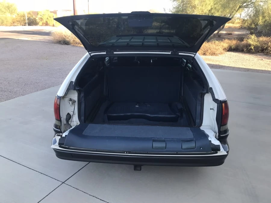 1992 Oldsmobile Custom Cruiser - Image 21 of 23