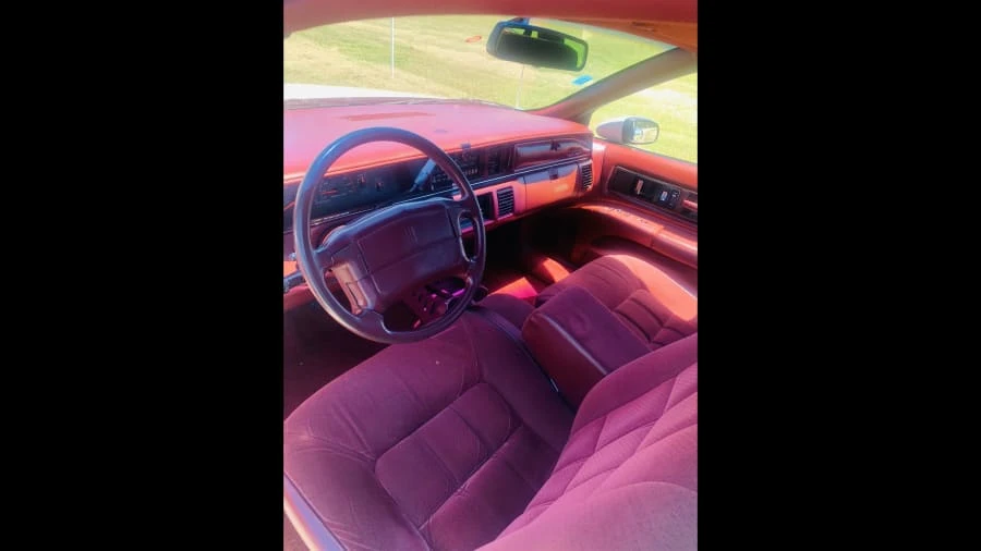 1992 Oldsmobile Custom Cruiser - Image 3 of 6