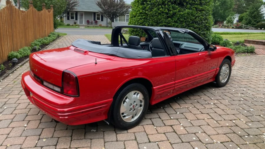1992 Oldsmobile Cutlass Ciera - Image 2 of 7