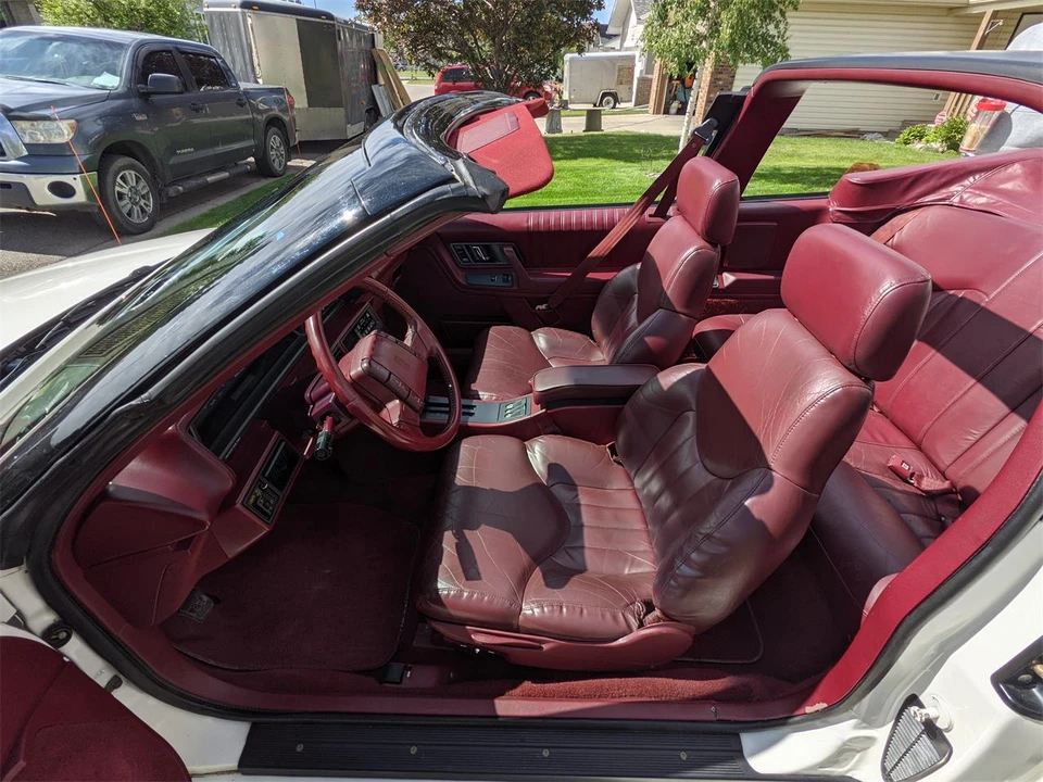 1992 Oldsmobile Cutlass Supreme - Image 12 of 31