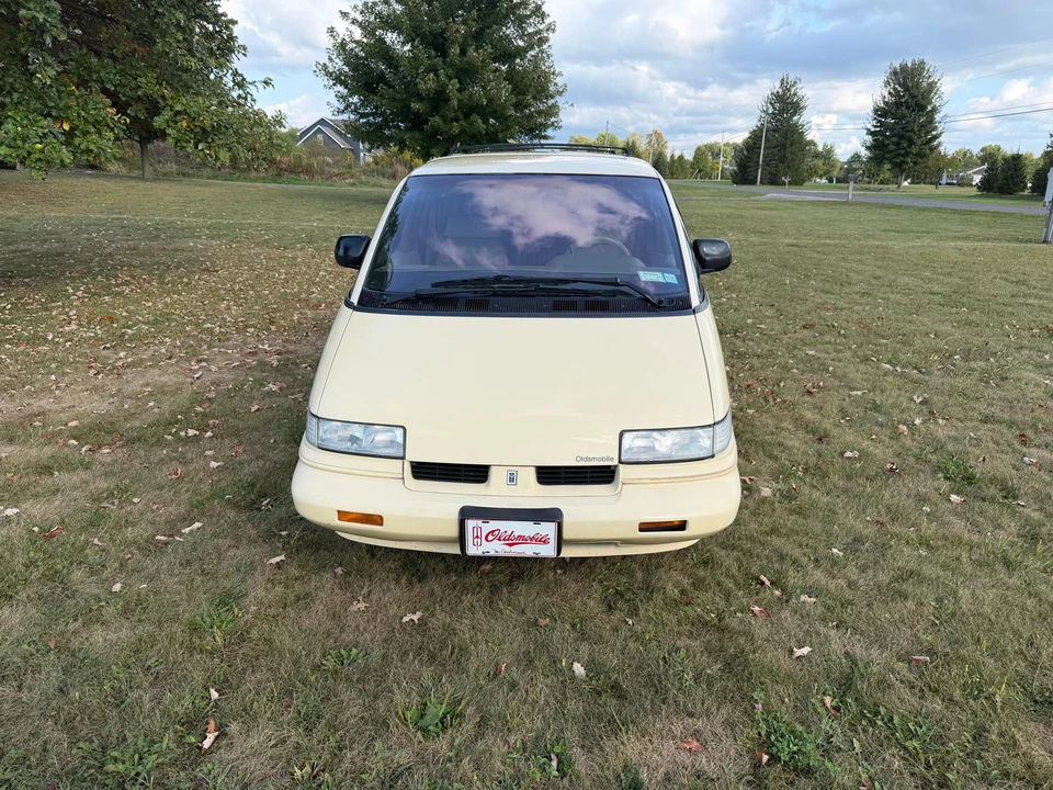 1992 Oldsmobile Silhouette - Image 6 of 31