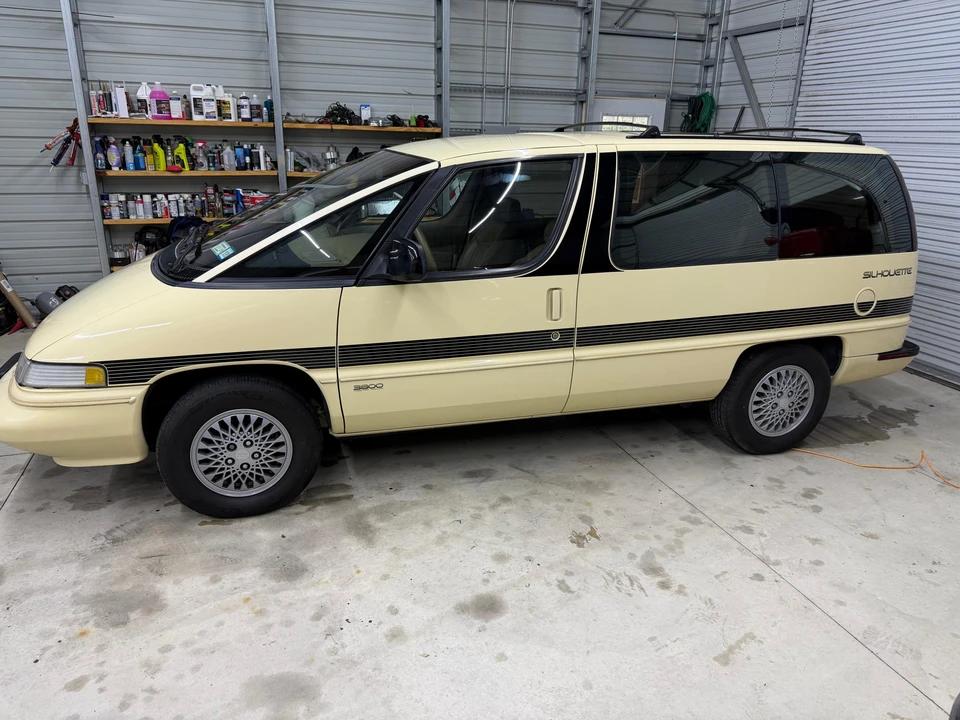 1992 Oldsmobile Silhouette - Image 16 of 31