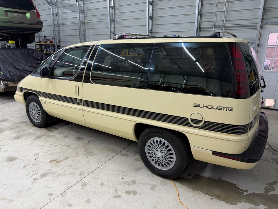 1992 Oldsmobile Silhouette - Image 18 of 31