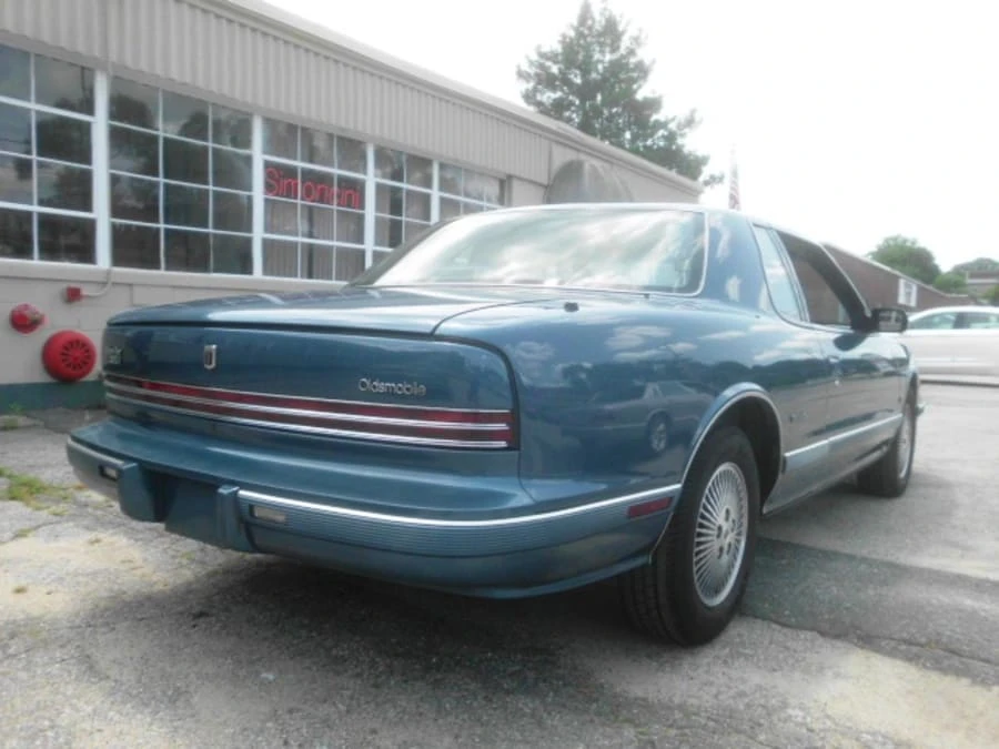 1992 Oldsmobile Toronado - Image 3 of 8