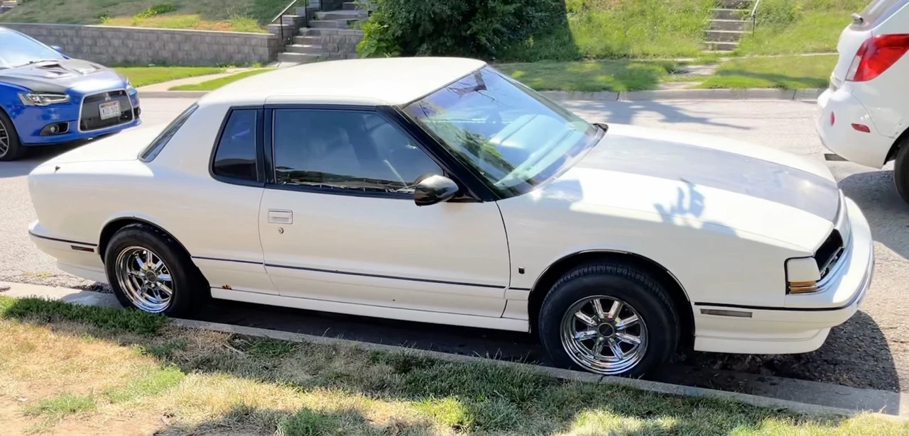 1992 Oldsmobile Toronado - Image 4 of 11
