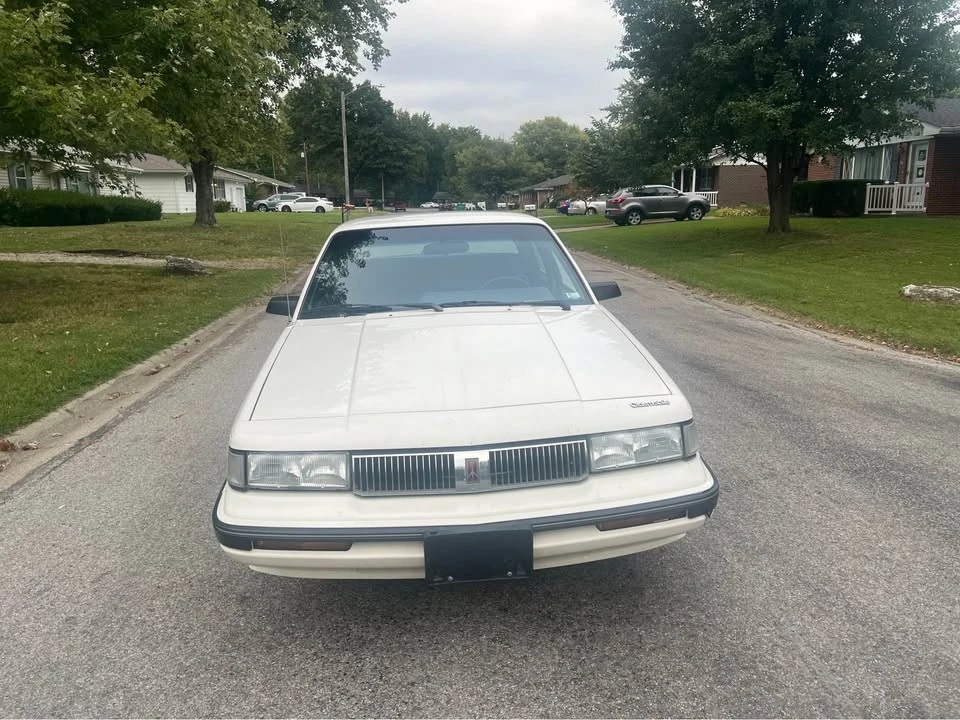 1992 Oldsmobile Cutlass Ciera - Image 6 of 9