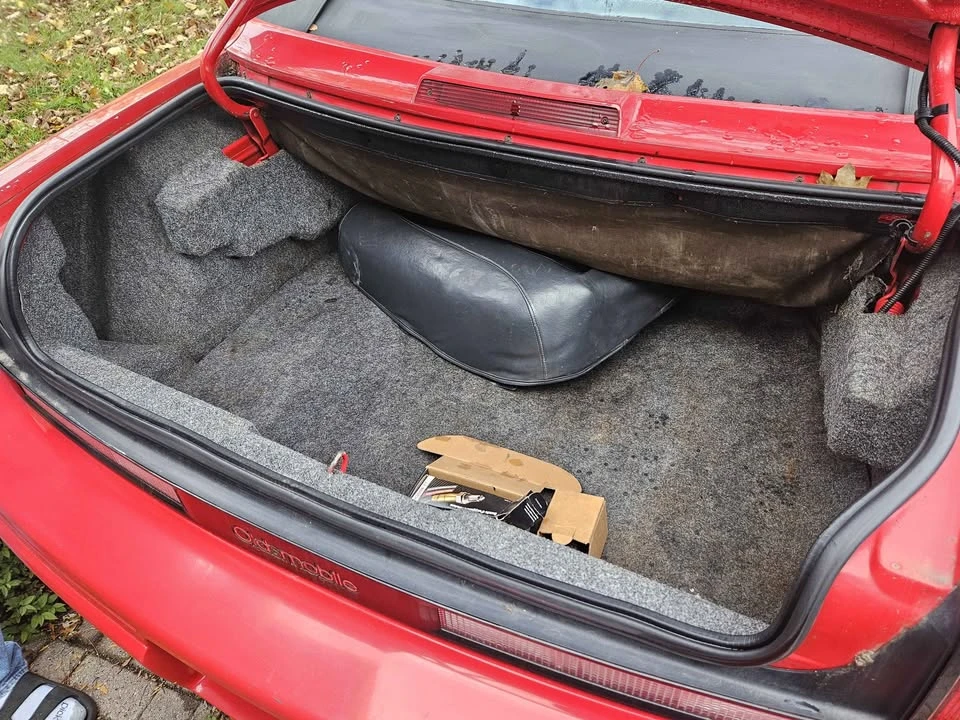1992 Oldsmobile Cutlass Supreme - Image 10 of 10