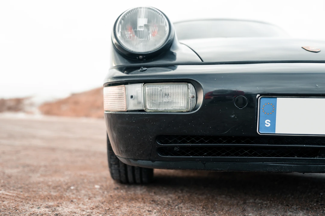 1992 Porsche 964 Carrera - Image 17 of 31