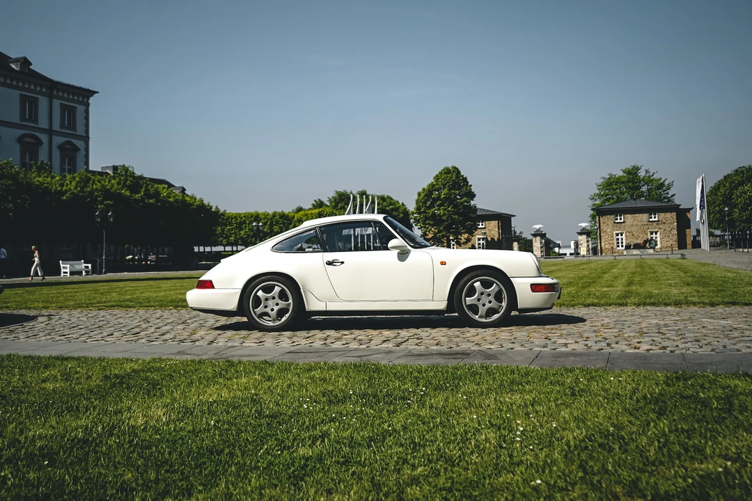1992 Porsche 964 Carrera - Image 8 of 31