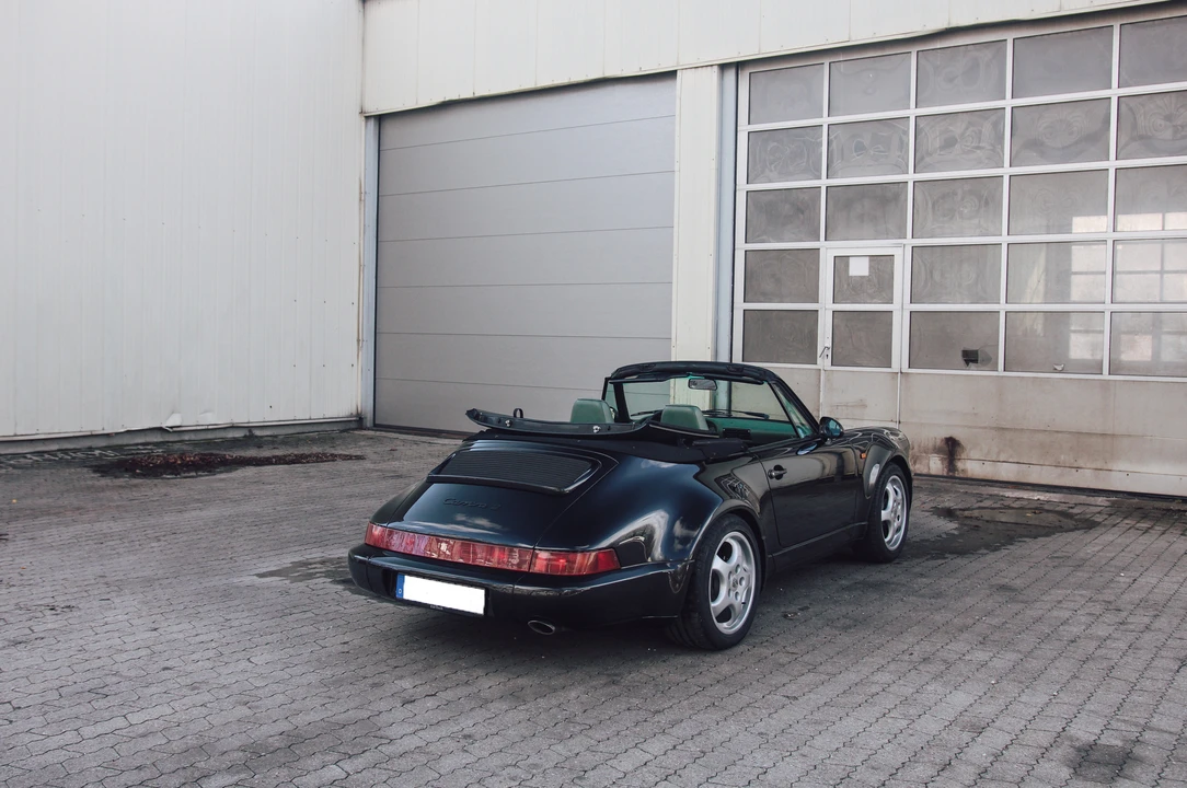 1992 Porsche 964 Carrera - Image 26 of 31
