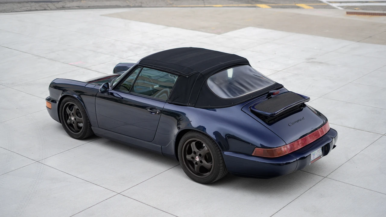 1992 Porsche 964 Carrera 4 - Image 25 of 31