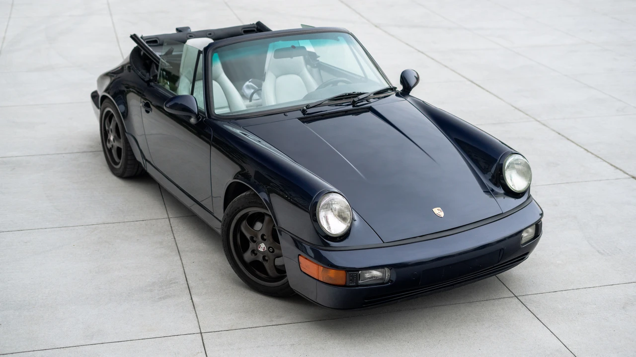 1992 Porsche 964 Carrera 4 - Image 24 of 31