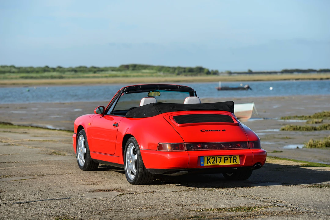 1992 Porsche 964 Carrera 4 - Image 7 of 31