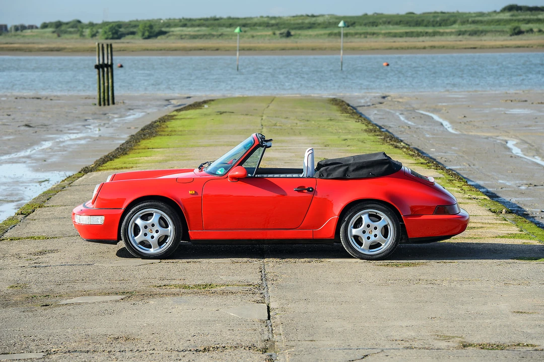 1992 Porsche 964 Carrera 4 - Image 13 of 31