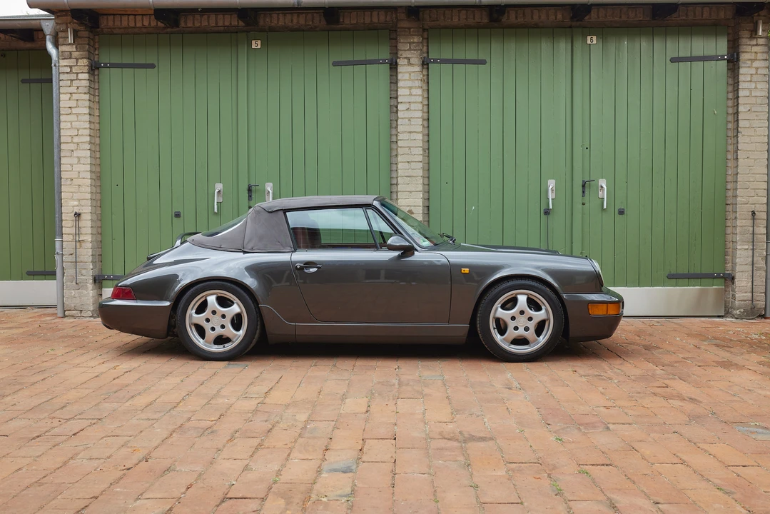 1992 Porsche 964 Carrera 4 - Image 5 of 31
