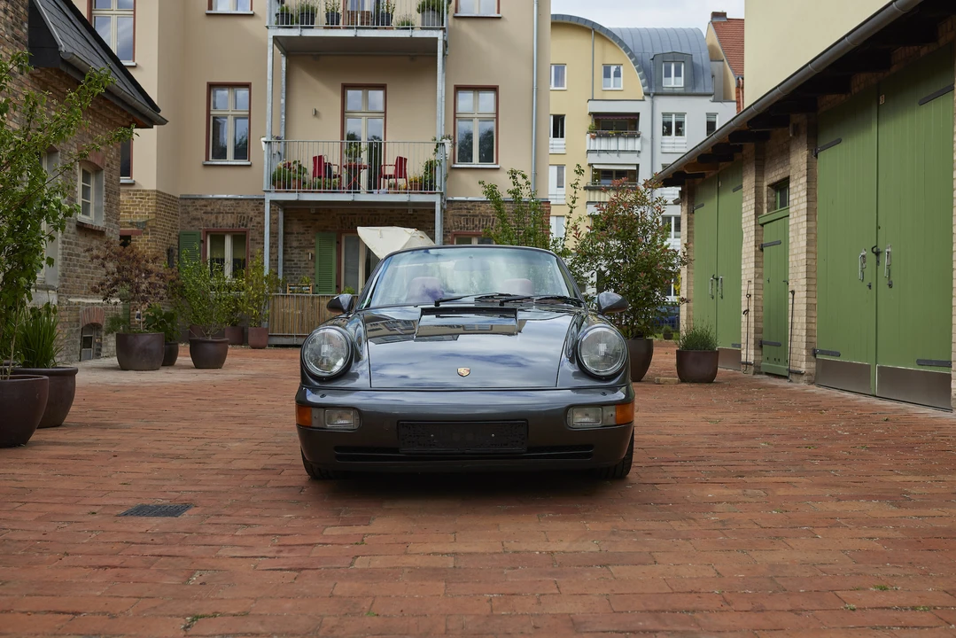 1992 Porsche 964 Carrera 4 - Image 3 of 31