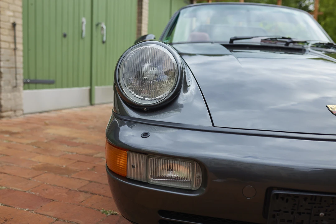 1992 Porsche 964 Carrera 4 - Image 30 of 31