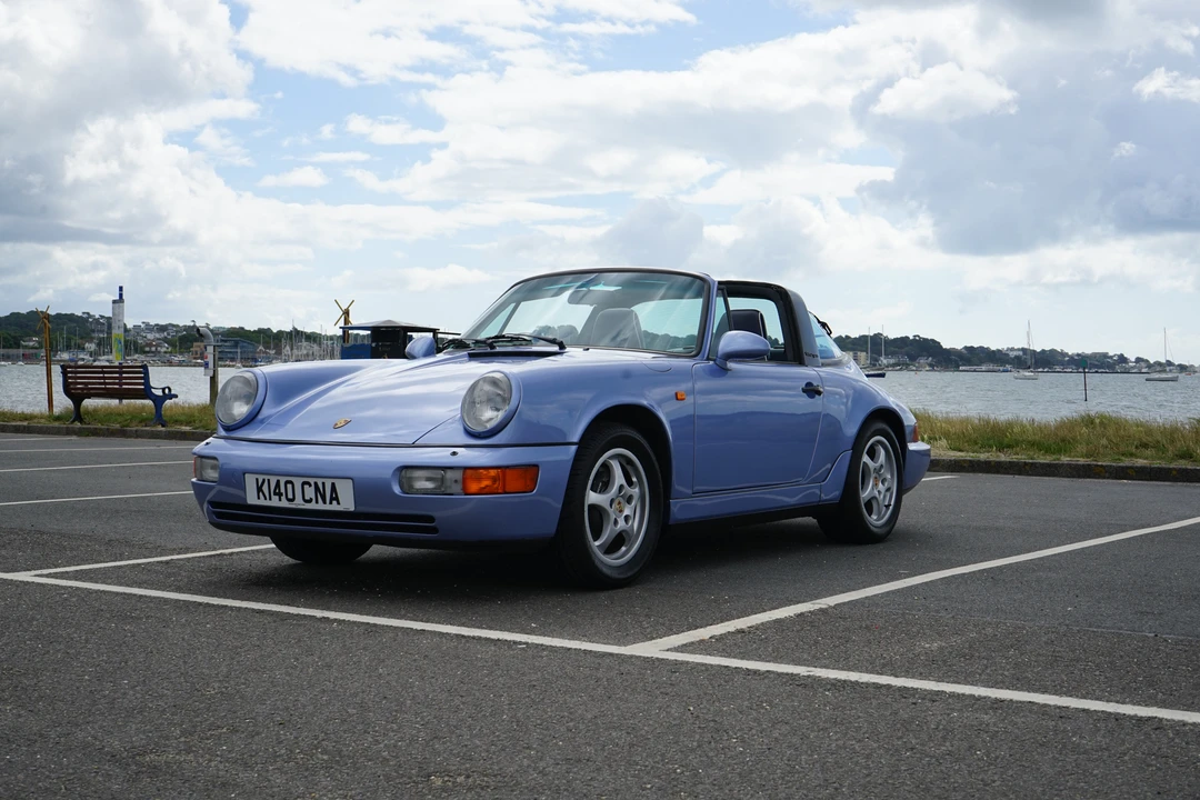 1992 Porsche 964 Carrera 4 - Image 4 of 31