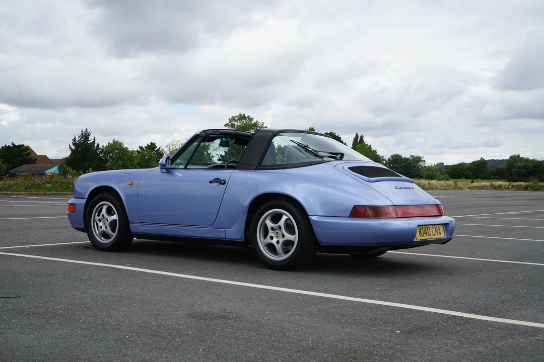 1992 Porsche 964 Carrera 4 - Image 6 of 31