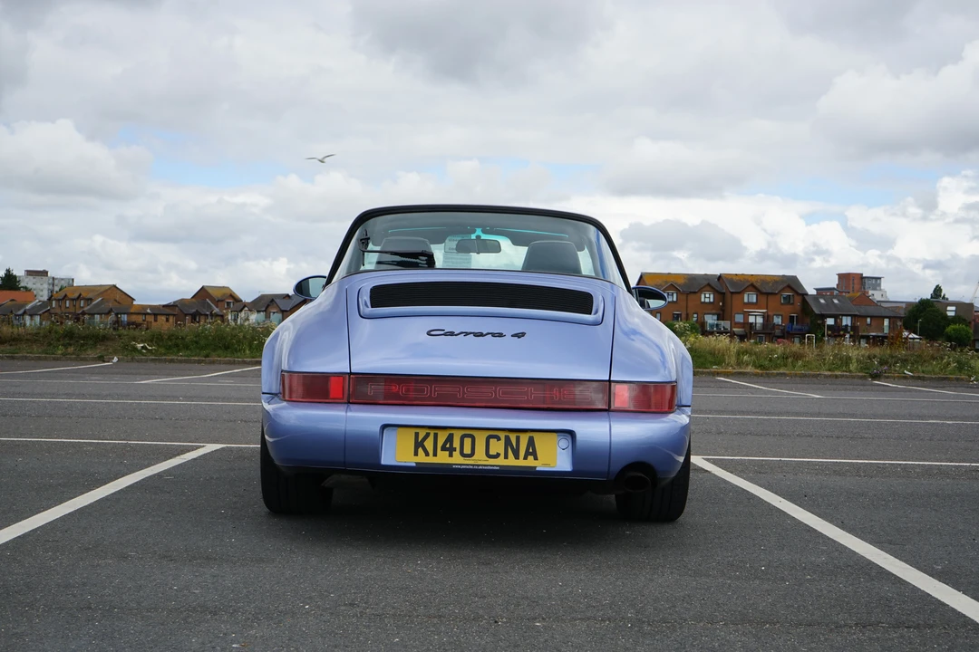 1992 Porsche 964 Carrera 4 - Image 7 of 31