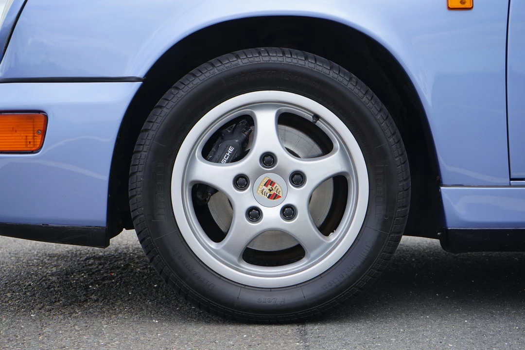 1992 Porsche 964 Carrera 4 - Image 28 of 31